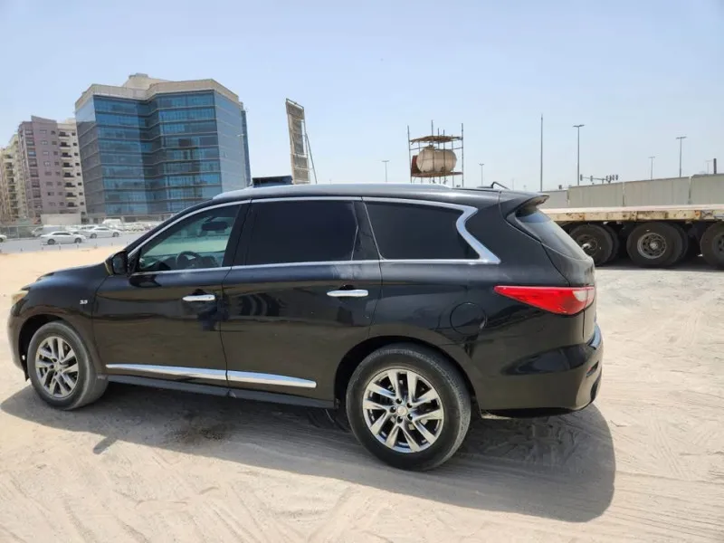 2015 Infiniti QX60 in Dubai