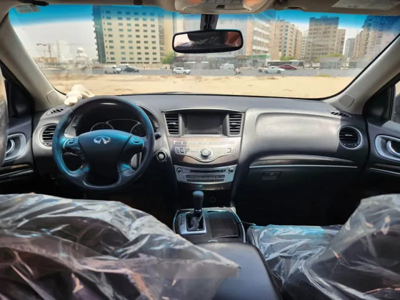 2015 Infiniti QX60 in Dubai
