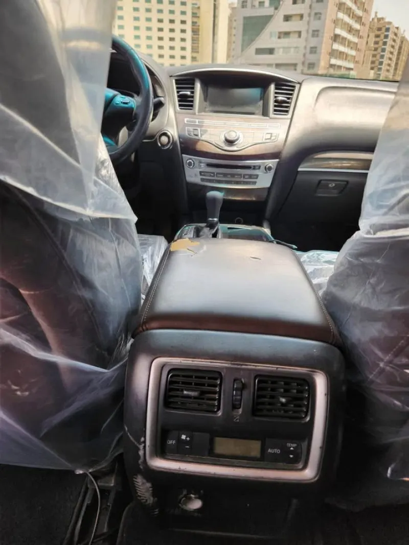 2015 Infiniti QX60 in Dubai