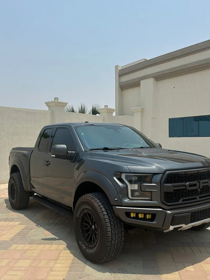 2017 Ford Raptor in Dubai