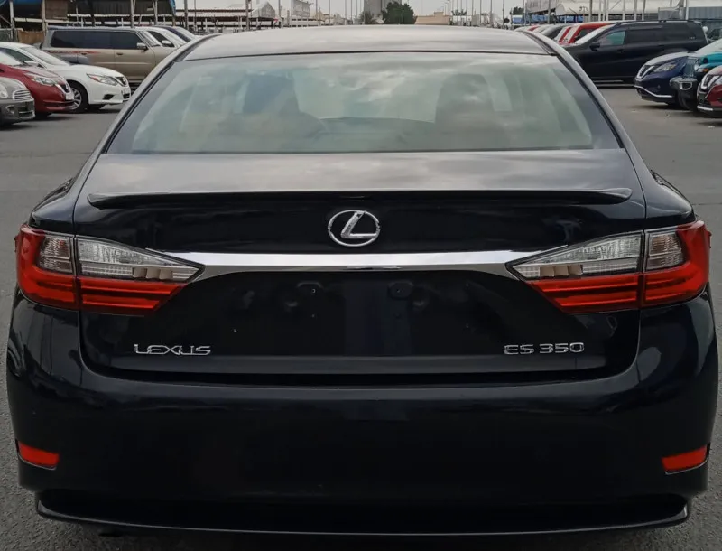2017 لكزس ES - اي اس in Dubai