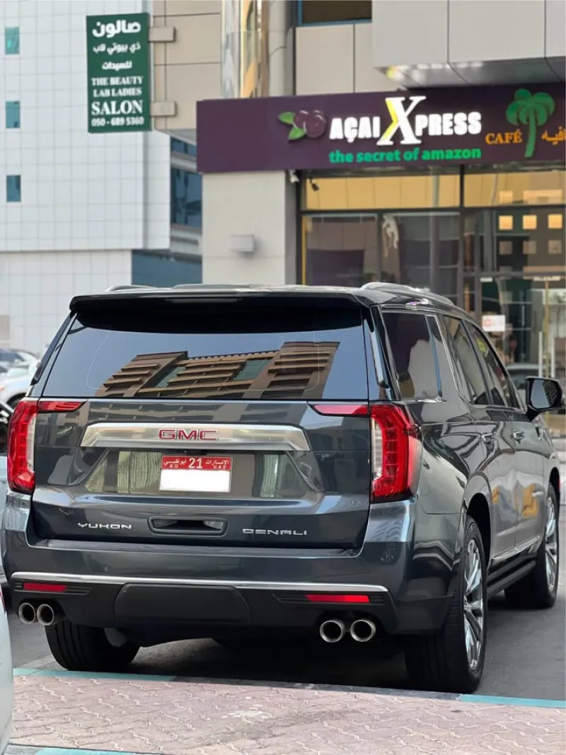 2021 GMC Yukon in Dubai