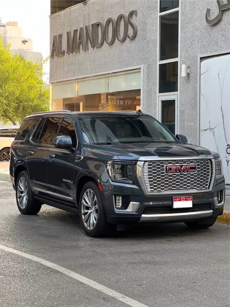 2021 GMC Yukon in Dubai
