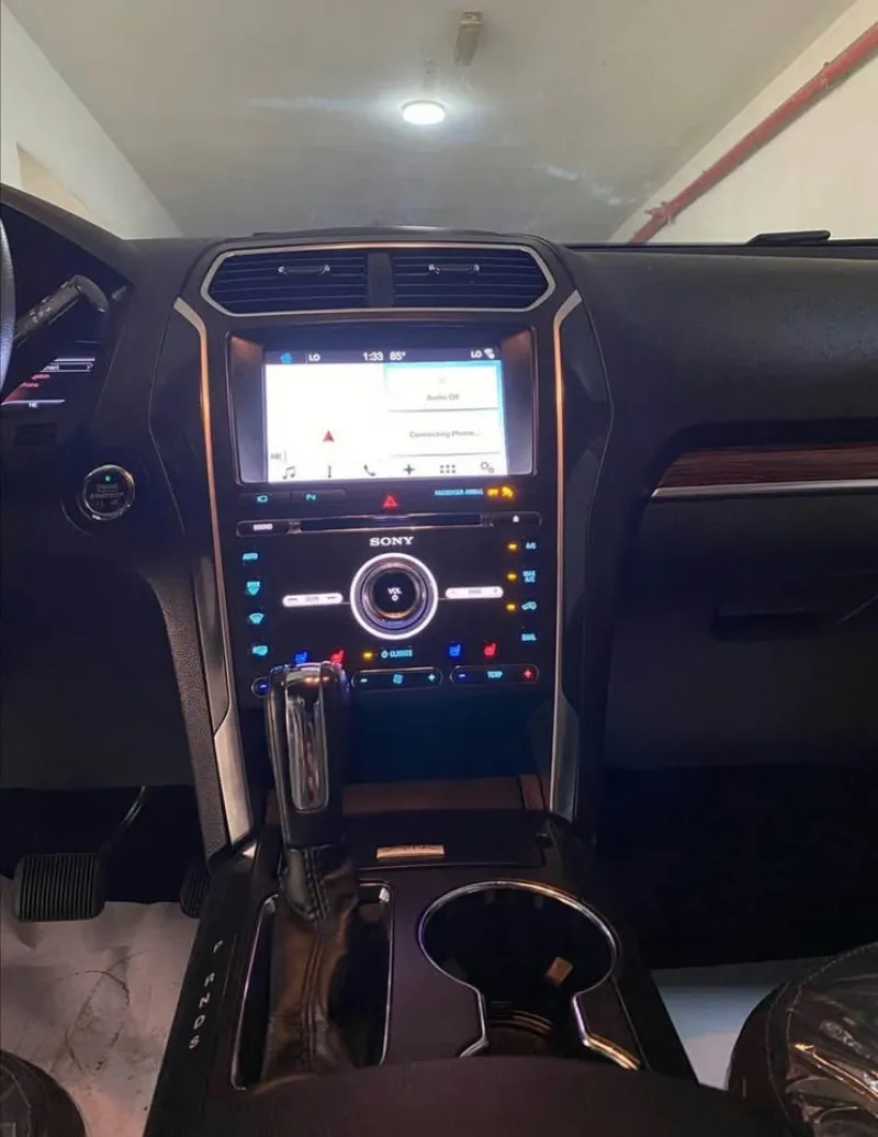 2017 فورد اكسبلورر in Dubai