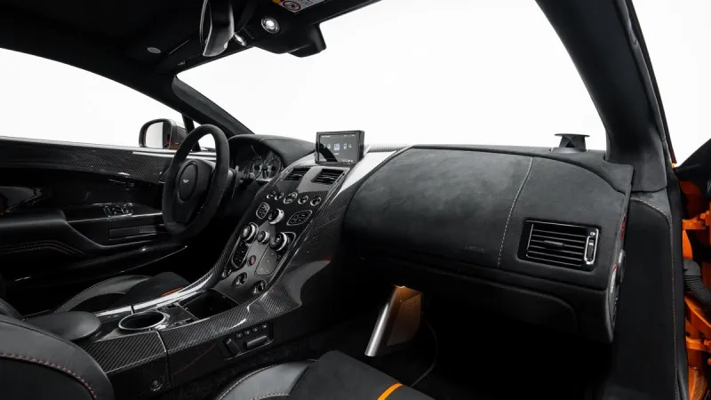 2016 Aston Martin Vantage in Dubai