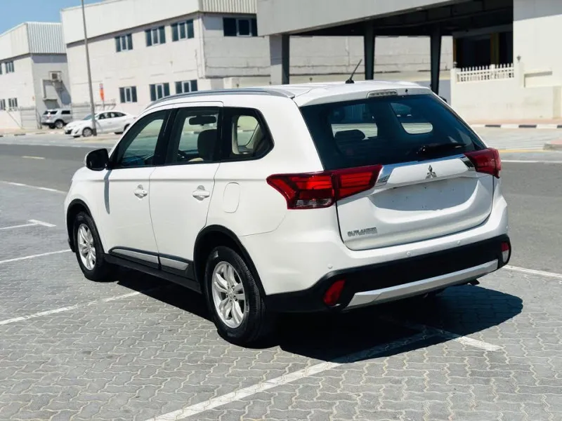 2016 Mitsubishi Outlander in Dubai