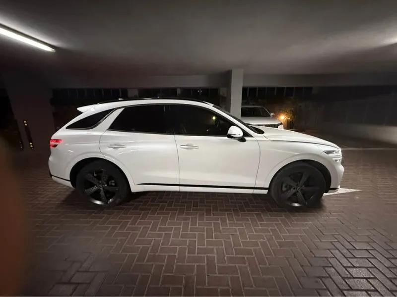 2022 Genesis GV70 in Dubai