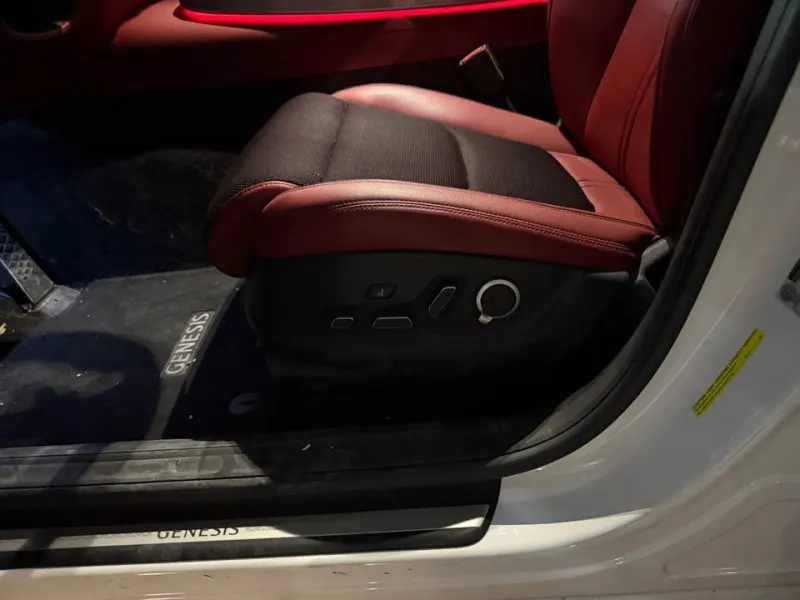 2022 Genesis GV70 in Dubai