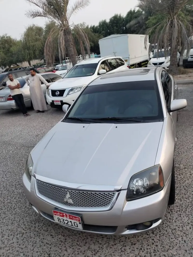 2011 ميتسوبيشي جلنت in Dubai