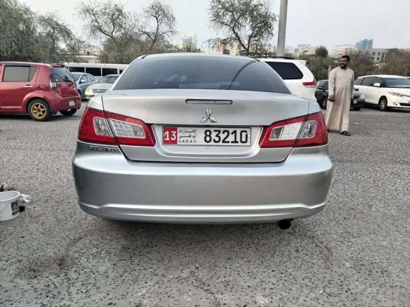 2011 ميتسوبيشي جلنت in Dubai
