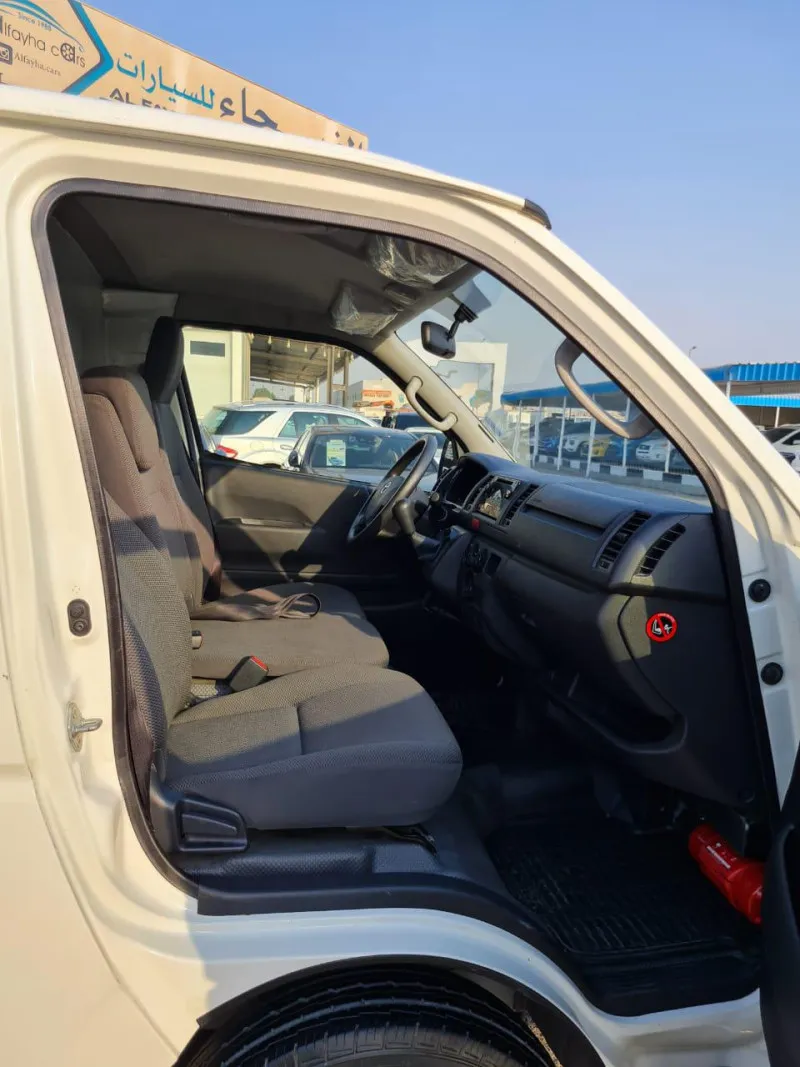 2023 تويوتا هياس in Dubai