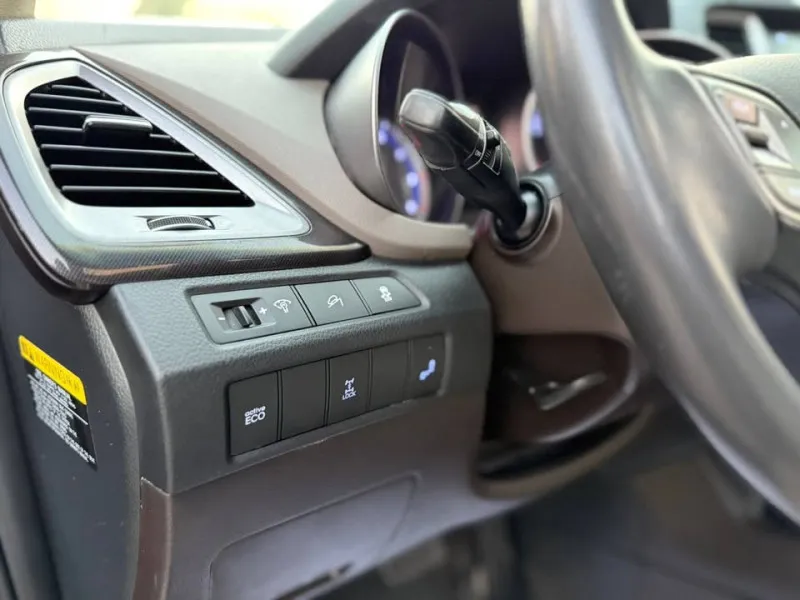 2014 Hyundai Santa Fe in Dubai
