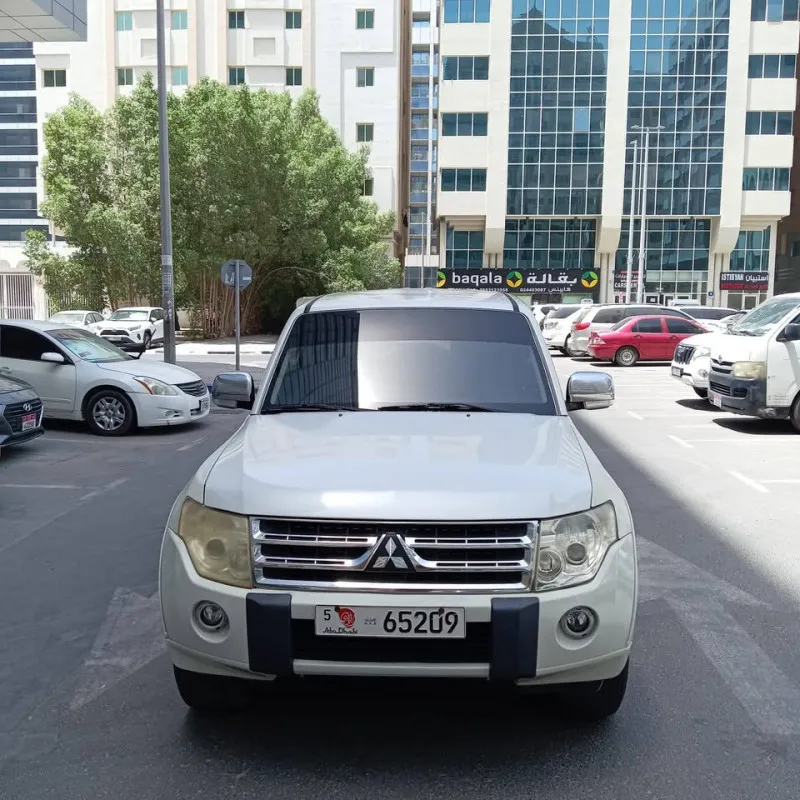 2011 Mitsubishi Pajero in Dubai