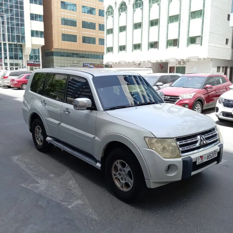 2011 Mitsubishi Pajero in Dubai