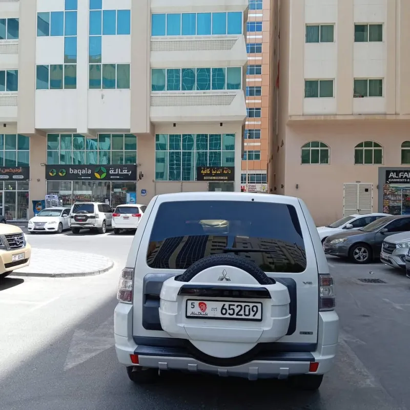 2011 Mitsubishi Pajero in Dubai