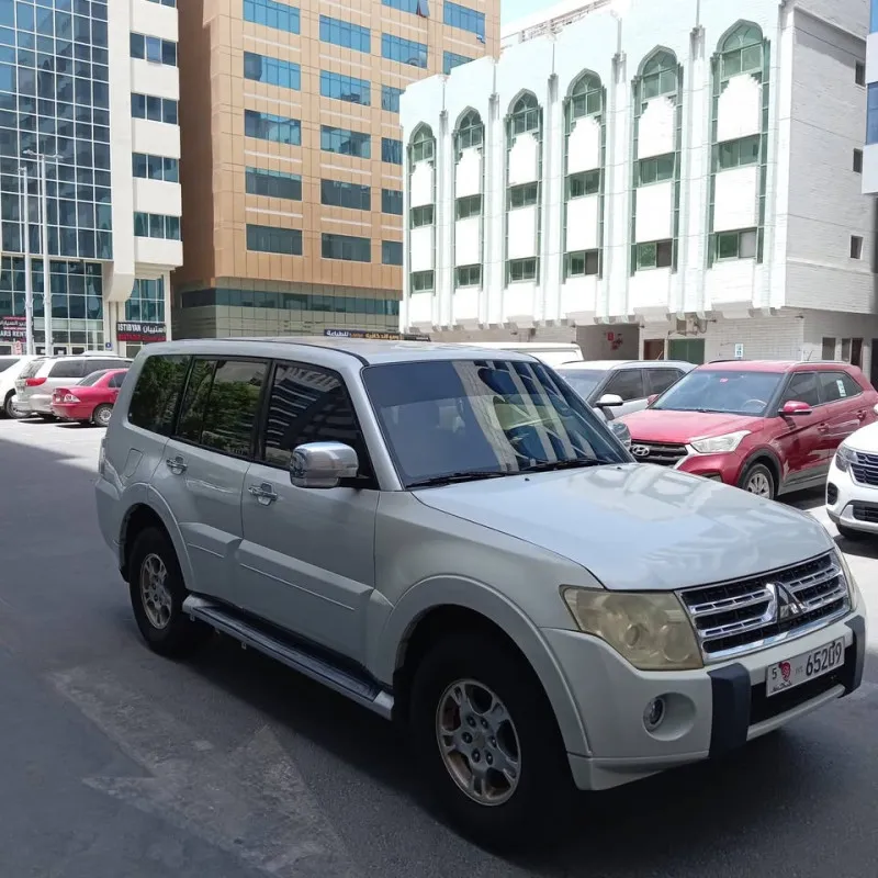 2011 Mitsubishi Pajero in Dubai