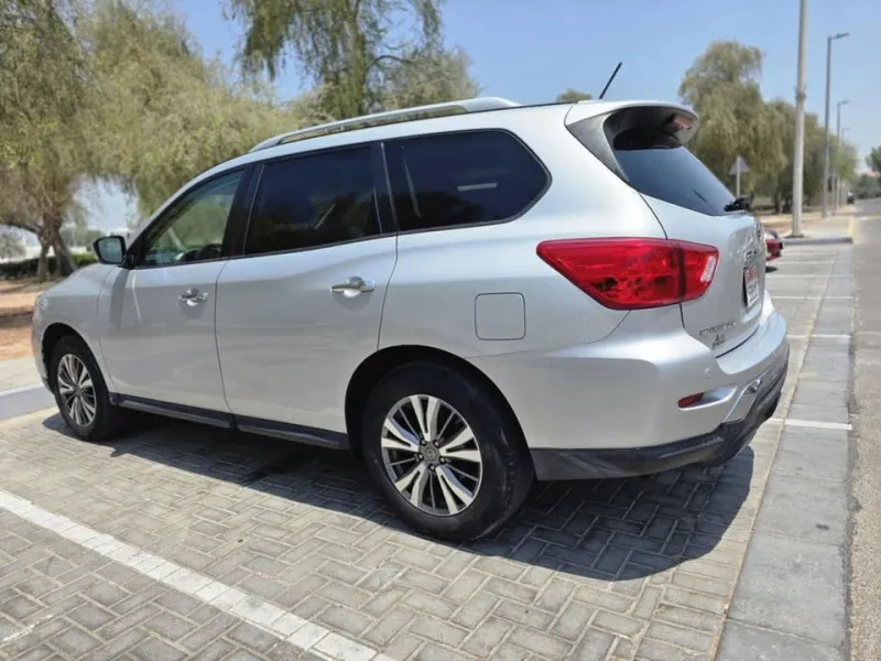 2018 Nissan Pathfinder in Dubai
