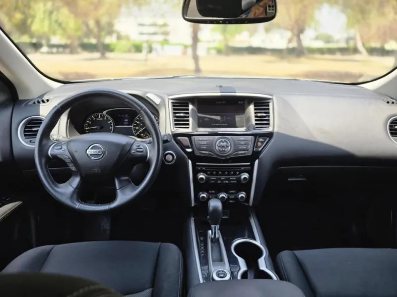 2018 Nissan Pathfinder in Dubai