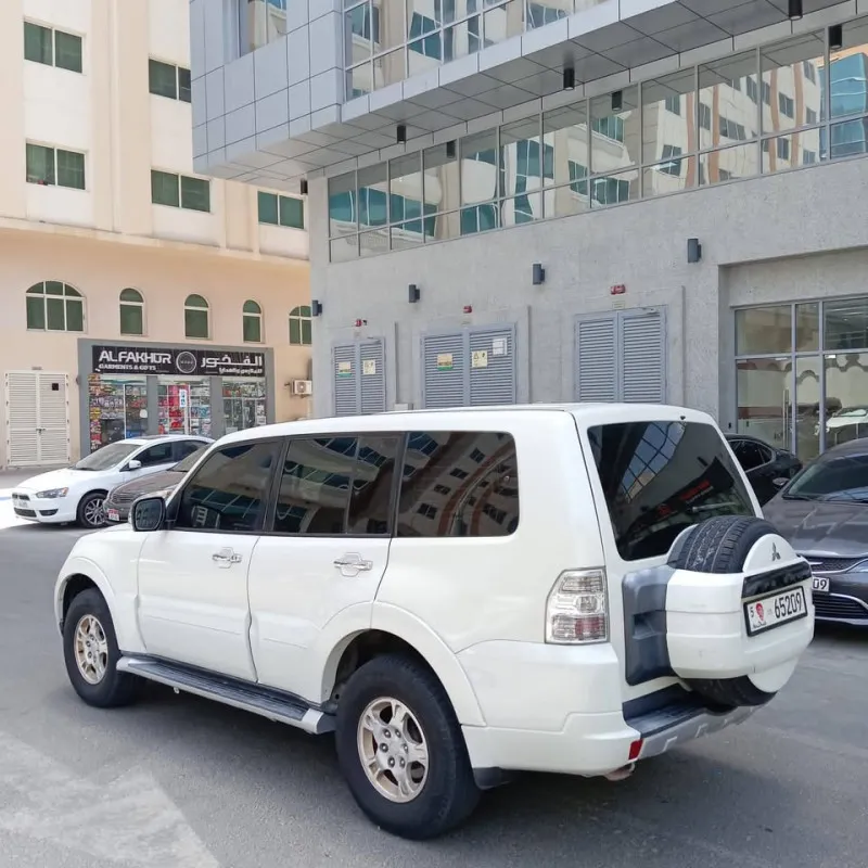 2011 Mitsubishi Pajero in Dubai