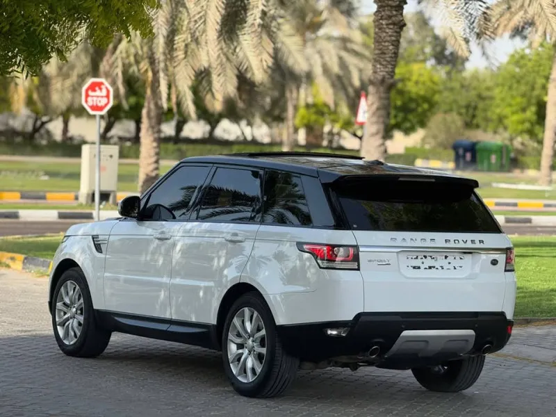 2016 Land Rover Range Rover Sport in Dubai