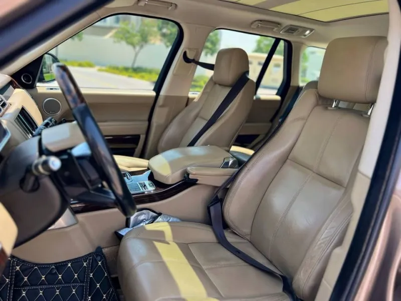 2016 Land Rover Range Rover in Dubai