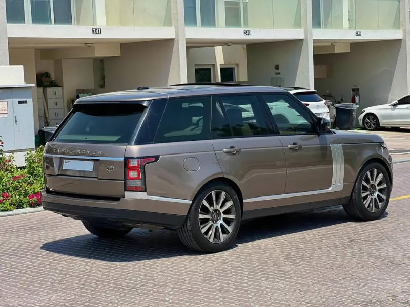 2016 Land Rover Range Rover in Dubai