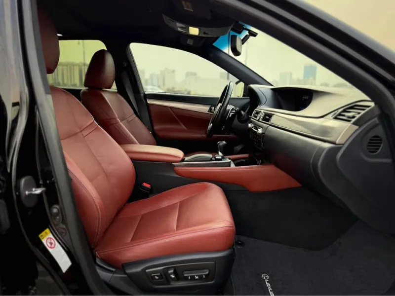 2015 Lexus GS in Dubai