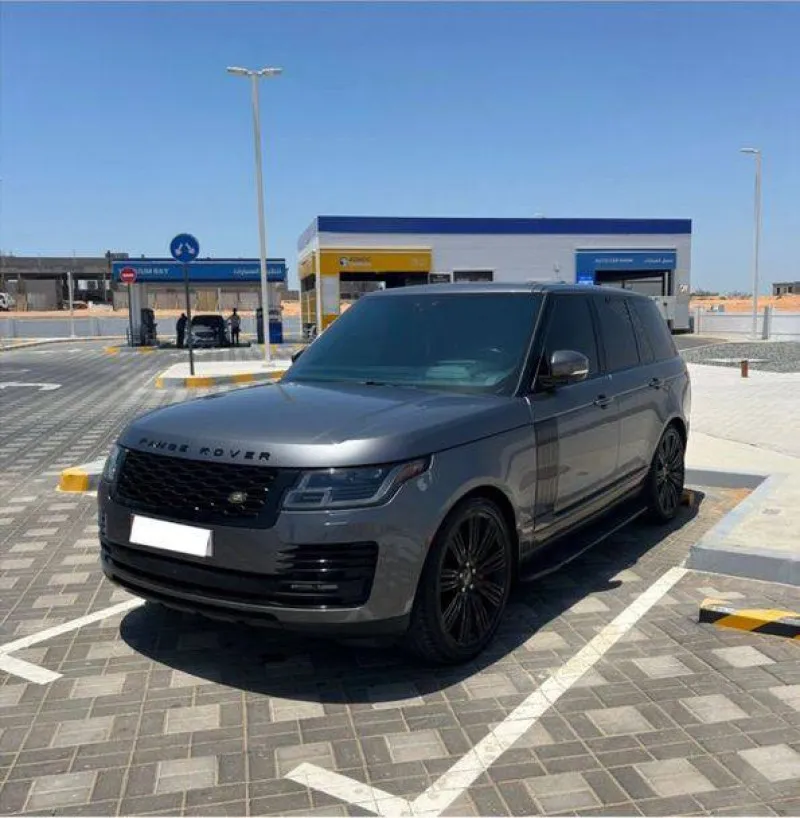 2019 Land Rover Range Rover in Dubai