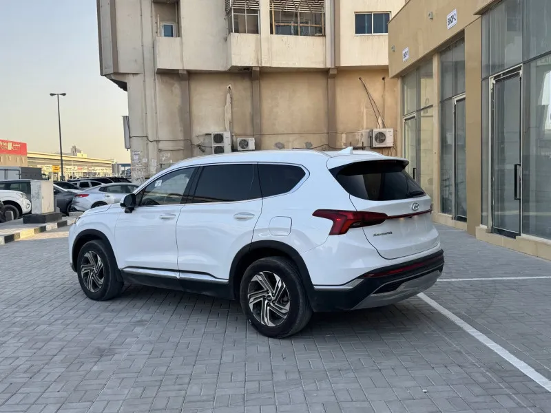 2021 هيونداي سانتا في in Dubai
