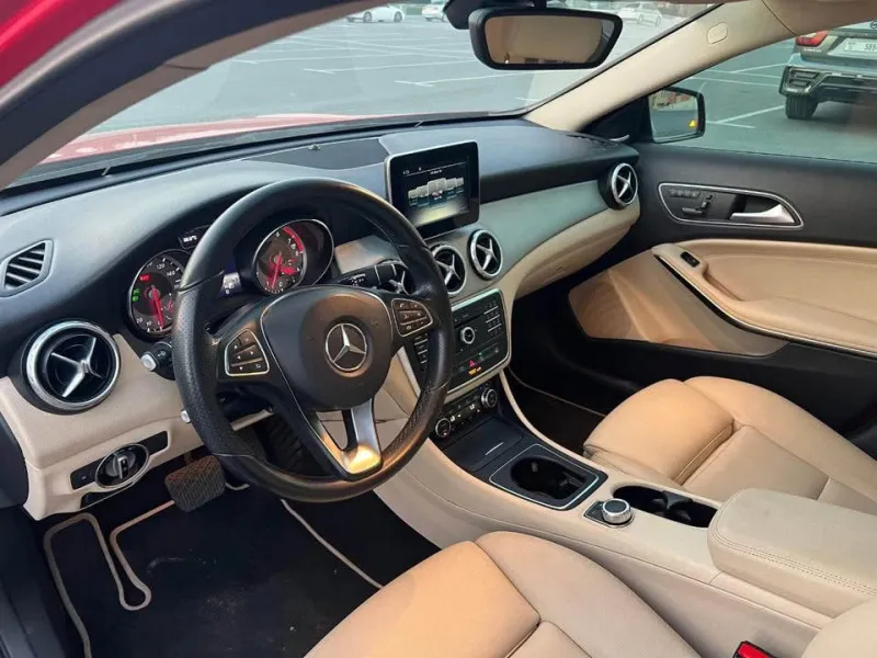 2017 مرسيدس-بنز GLA - جي ال اي in Dubai