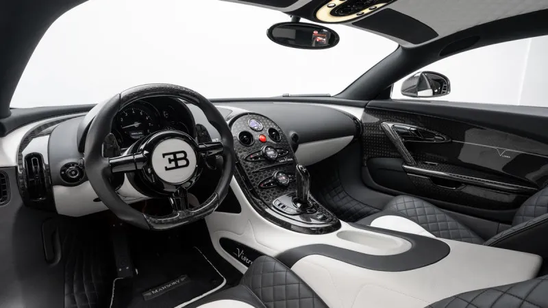 2006 Bugatti Veyron in Dubai