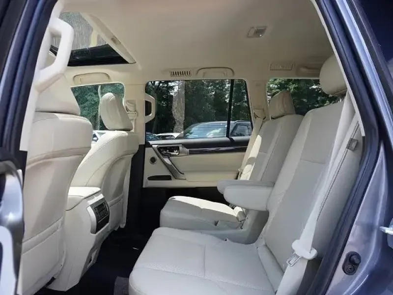 2021 Lexus GX in Dubai