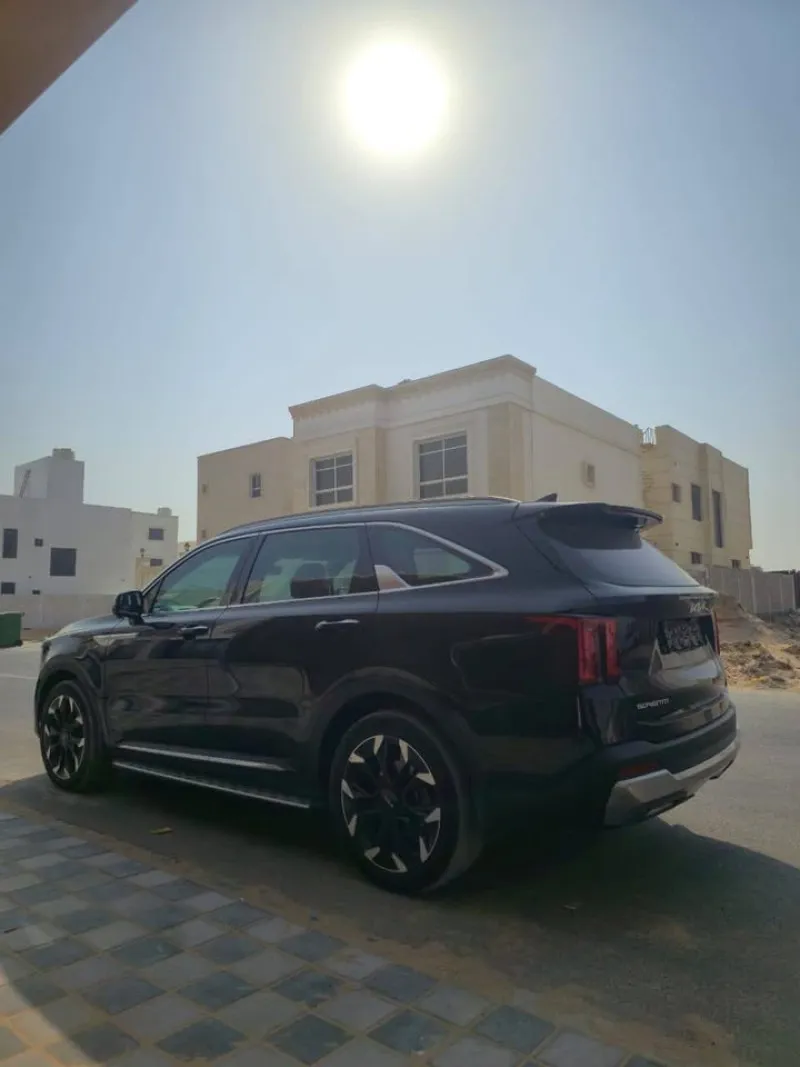 2025 Kia Sorento in Dubai