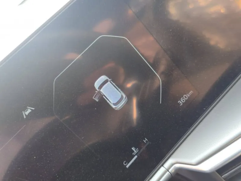 2025 Kia Sorento in Dubai
