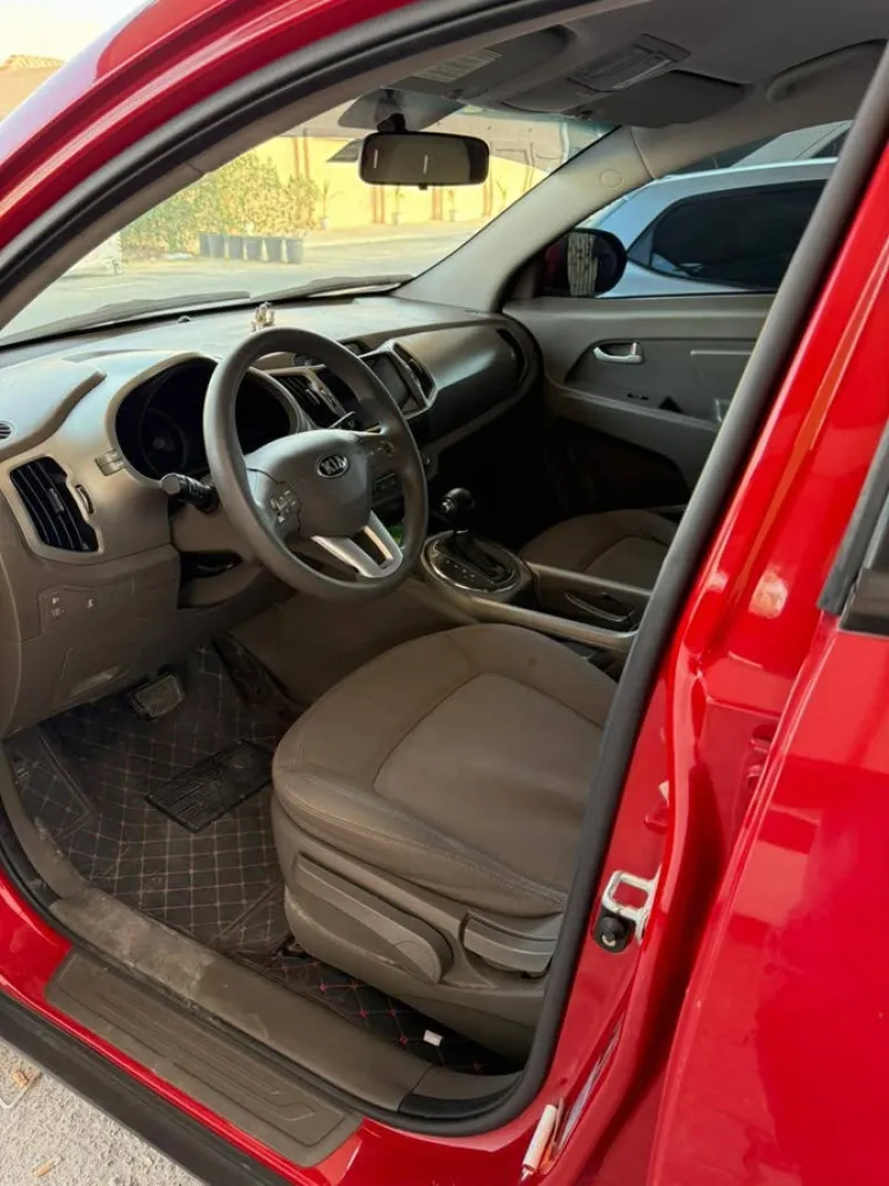 2013 Kia Sportage in Dubai
