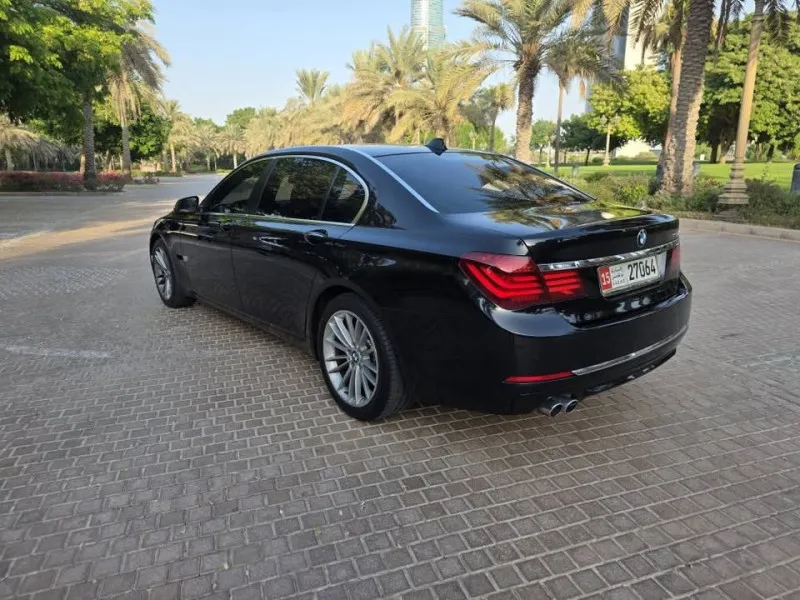 2015 بي أم دابليو الفئة - 7 in Dubai