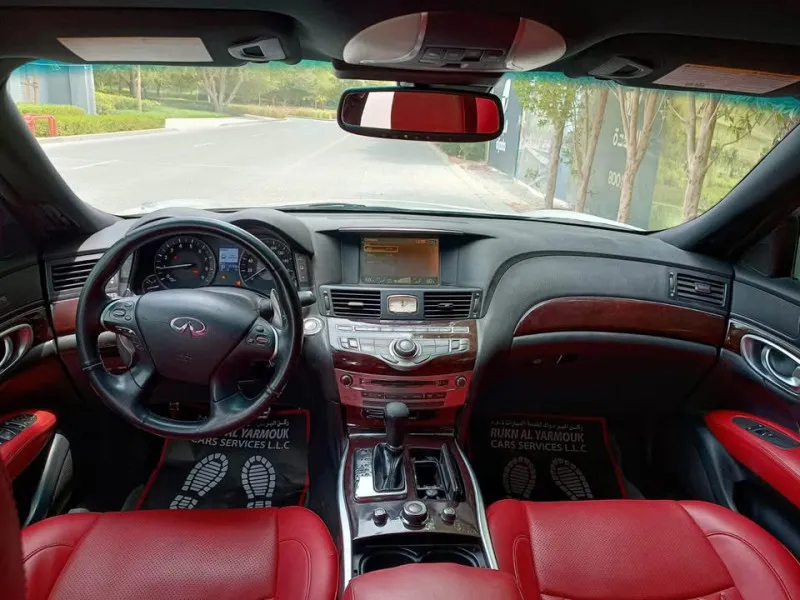 2013 Infiniti M37 in Dubai