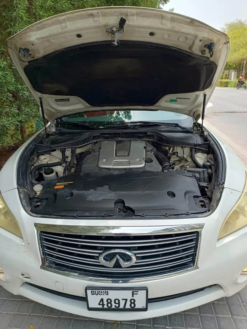 2013 Infiniti M37 in Dubai