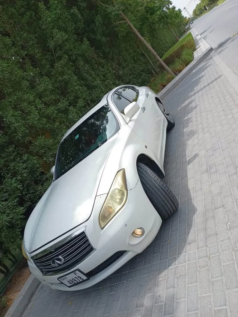 2013 Infiniti M37 in Dubai