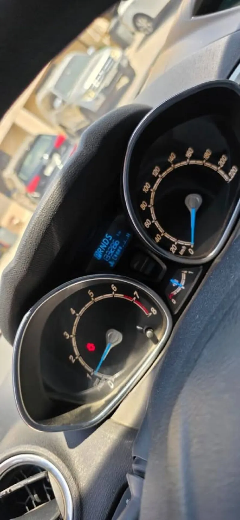 2015 فورد فيستا in Dubai