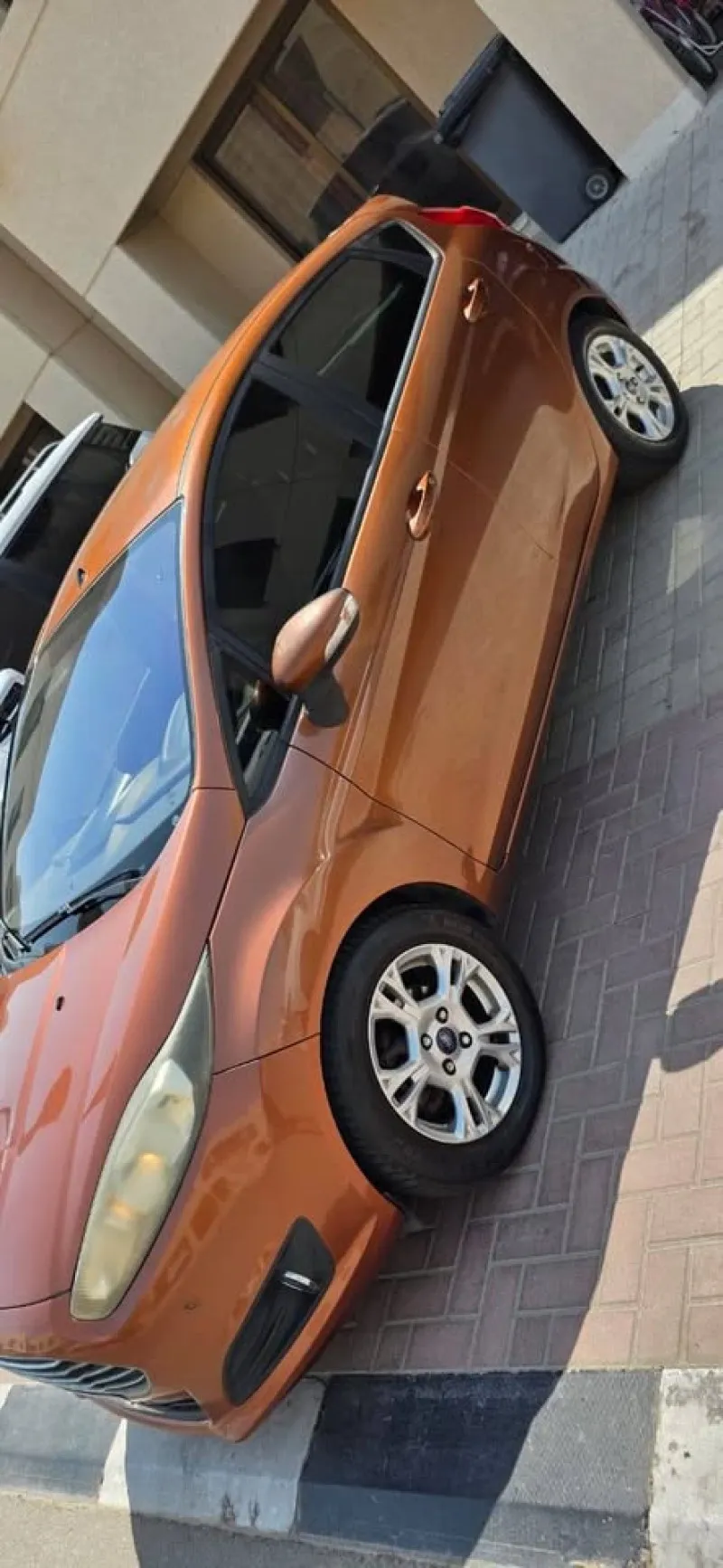 2015 فورد فيستا in Dubai
