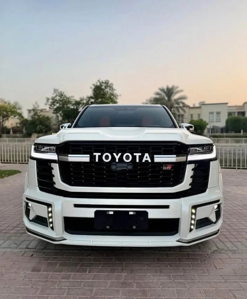 2025 تويوتا لاند كروزر in Dubai