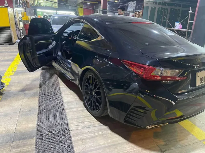 2015 لكزس RC- ار سي in Dubai