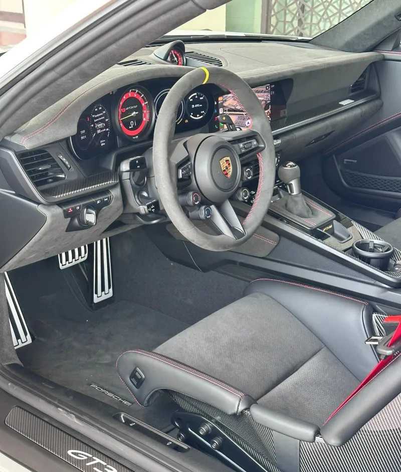 2025 Porsche GT3 RS in Dubai