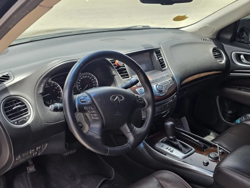 2014 Infiniti QX60 in Dubai