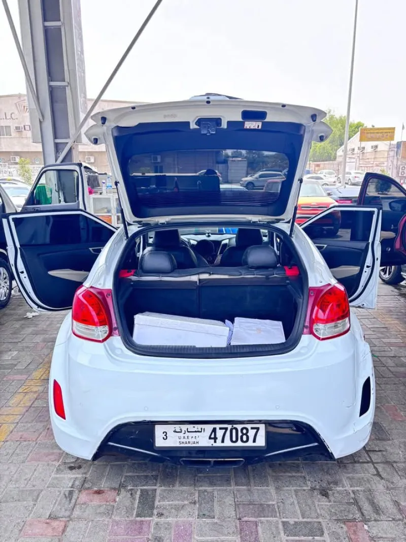 2013 Hyundai Veloster in Dubai