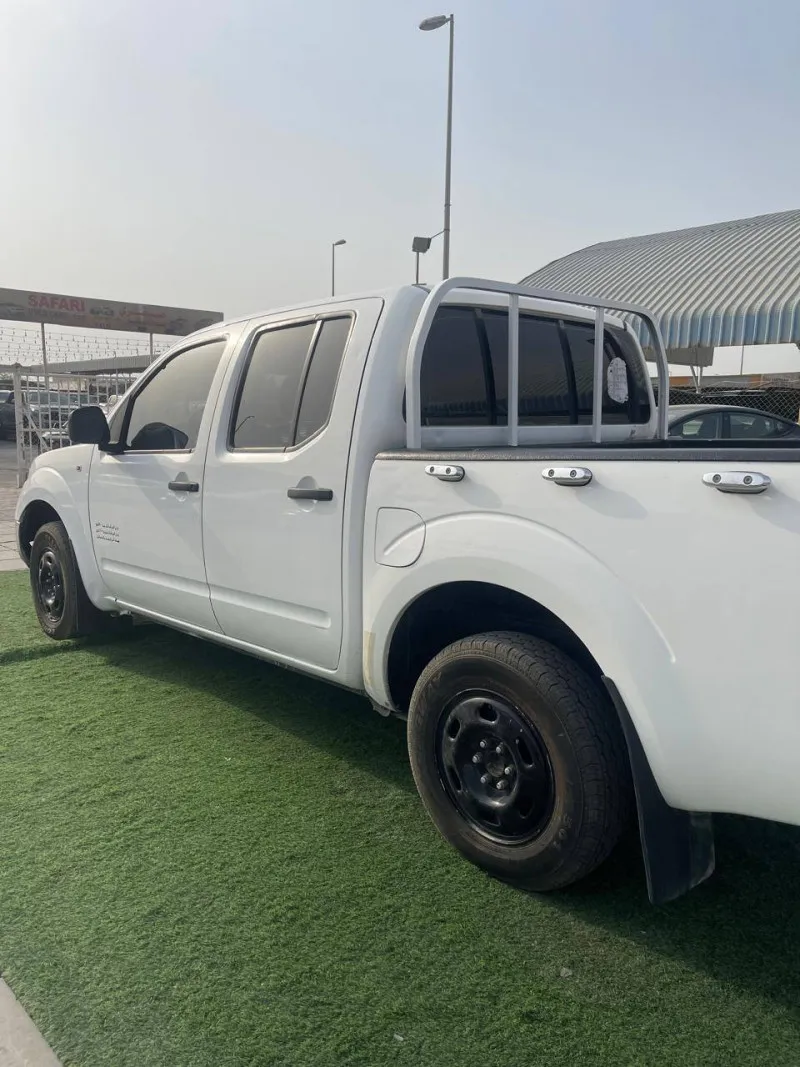 2010 Nissan Pickup in Dubai