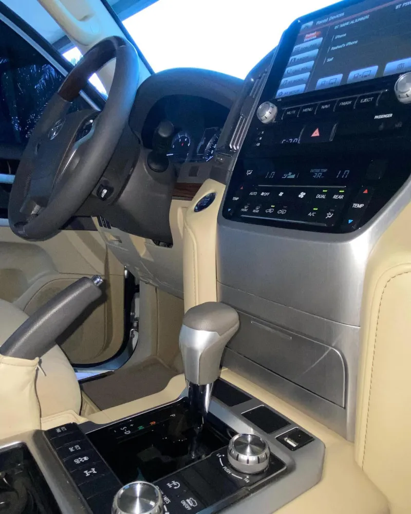 2017 Toyota Land Cruiser in Dubai