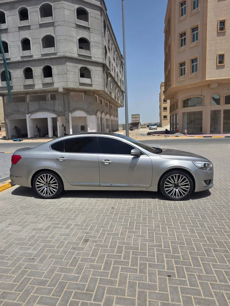 2015 Kia Cadenza in Dubai