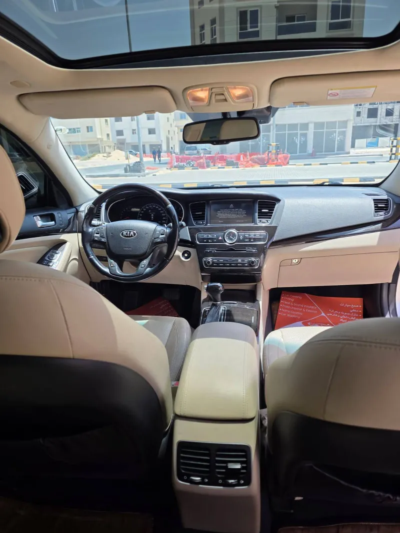 2015 Kia Cadenza in Dubai